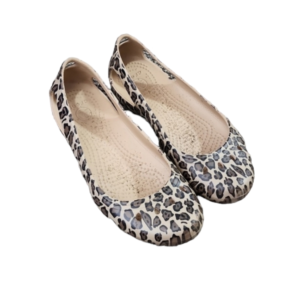 Crocks kadee leapord print size 6